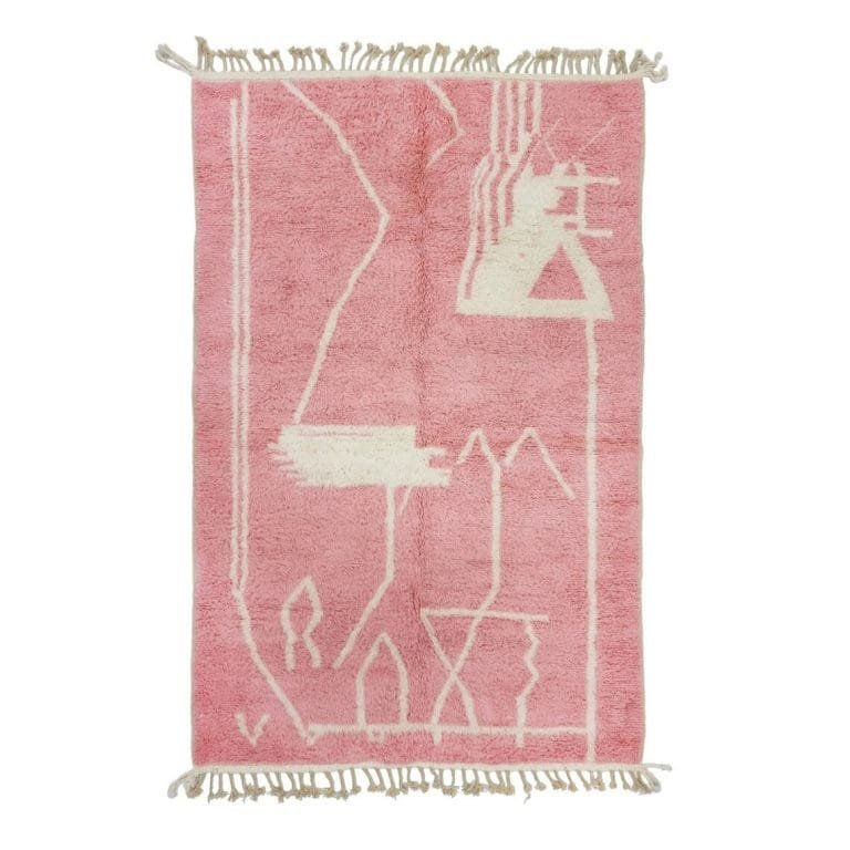 Hanan – Soft Pink Rug with White Design