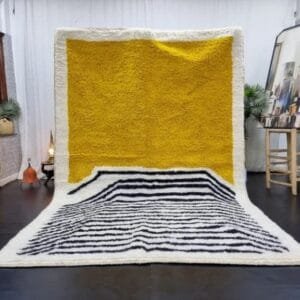 Maha – Modern Abstract Rug - Yellow and Black Stripes