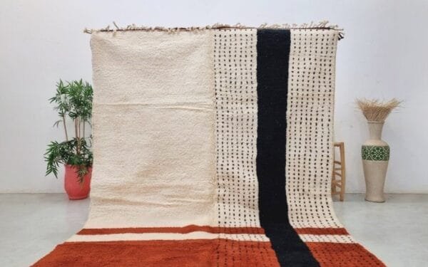 Souad – Timeless Cream Moroccan Rug – Handwoven Tradition