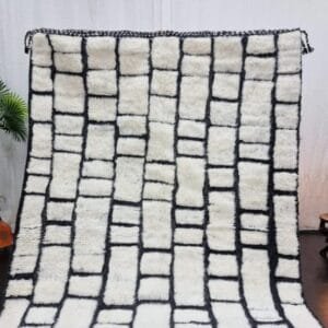 Wafa – Black & White Abstract Moroccan Rug