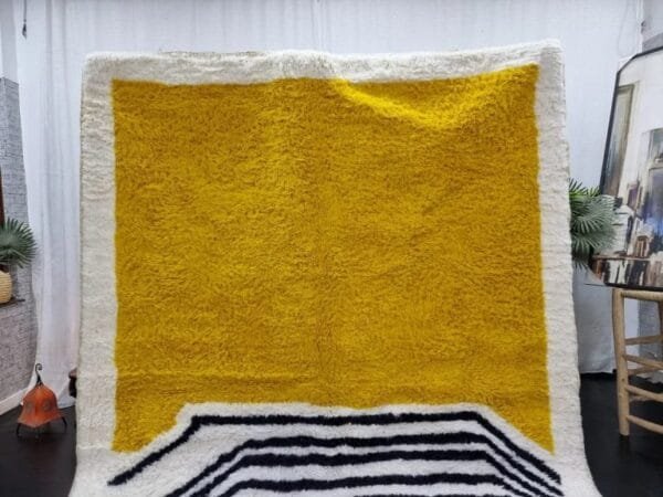 Maha – Modern Abstract Rug - Yellow and Black Stripes