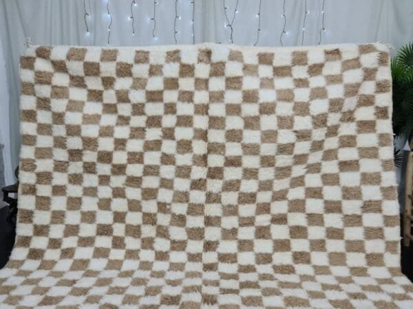 Eman – Beni Ourain Checkered Rug – Moroccan Design