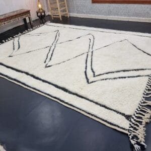 Tiziri – Minimalist Moroccan Carpet - Diamond Line Design