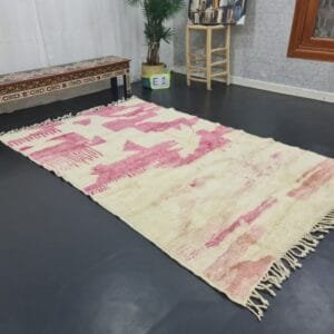 Qamar – Pink and White Moroccan Rug – Custom Wool Sizes
