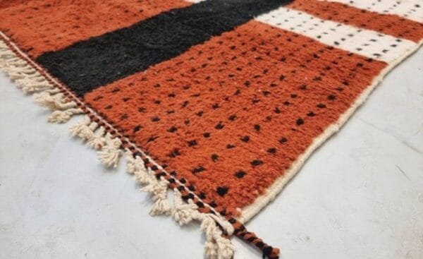 Souad – Timeless Cream Moroccan Rug – Handwoven Tradition