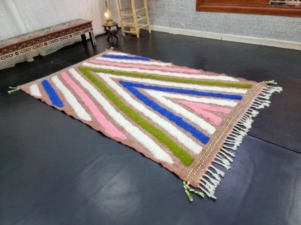 Fadma – Chevron Wool Rug – Handmade Artisan Design