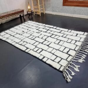 Wafa – Black & White Abstract Moroccan Rug
