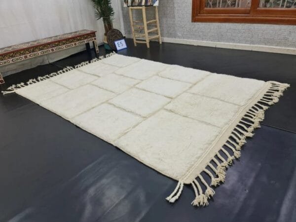 Salma – Modern Moroccan Grid Rug – Tradition Style