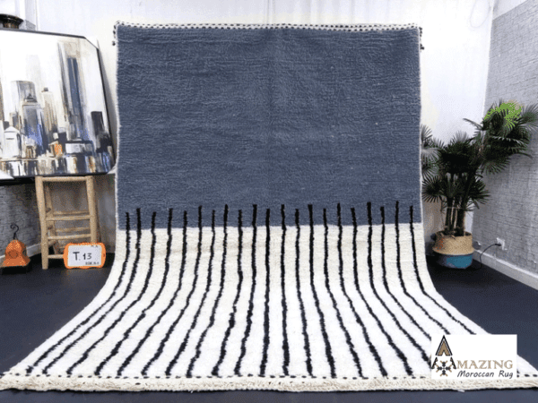 Souad – Linear Moroccan Carpet - Blue and White Elegance
