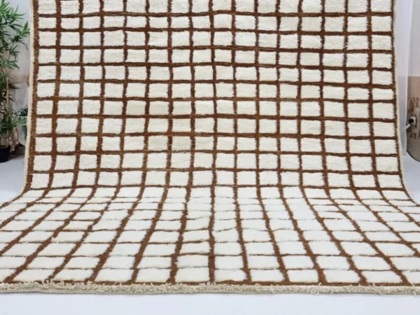 Aicha – Brown and White Beni Ourain Rug – Timeless Style