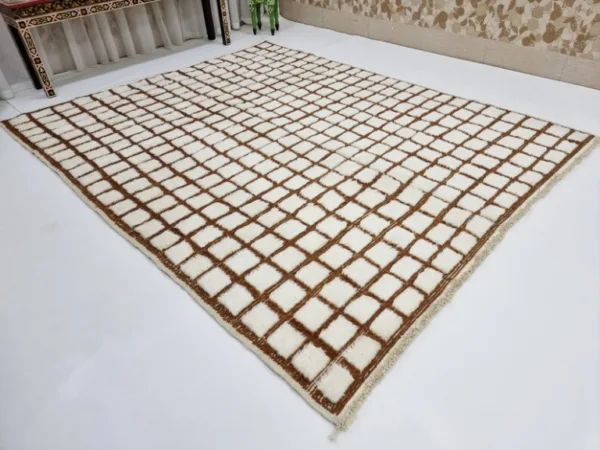 Aicha – Brown and White Beni Ourain Rug – Timeless Style