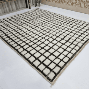 Naima – Black and White Beni Ourain Rug – Modern Elegance
