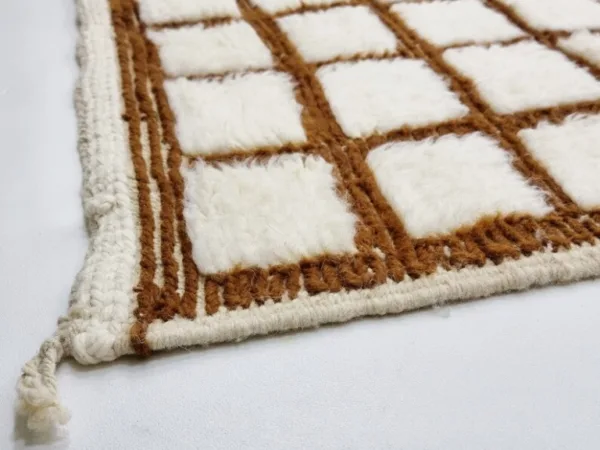 Aicha – Brown and White Beni Ourain Rug – Timeless Style