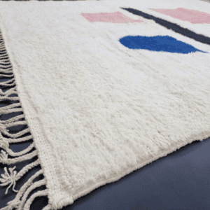 Ikram – Pink and White Beni Ourain Rug