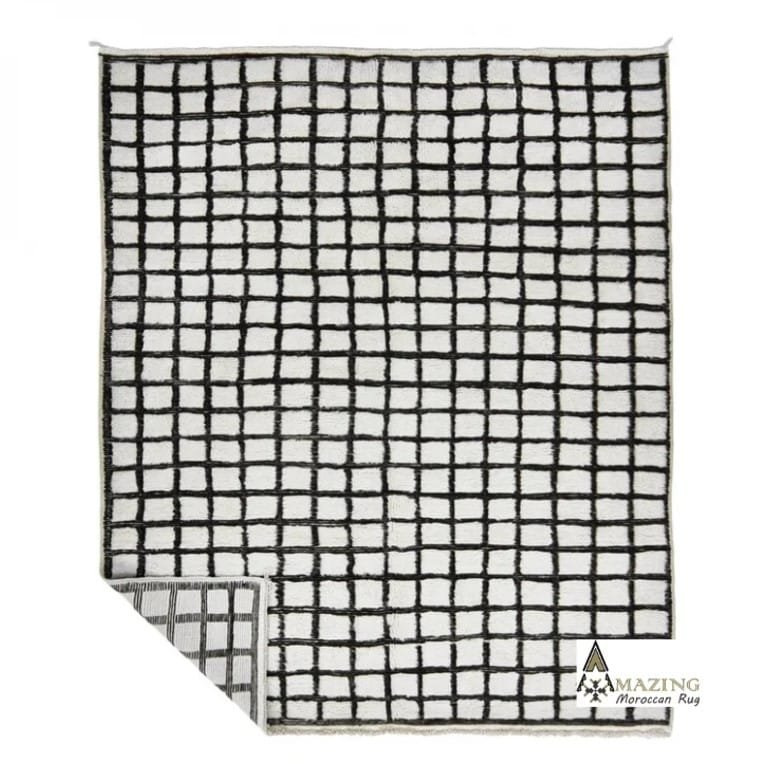 Naima – Black and White Beni Ourain Rug – Modern Elegance