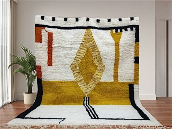 Amira – Bold Geometric Area Rug in Mustard and Black