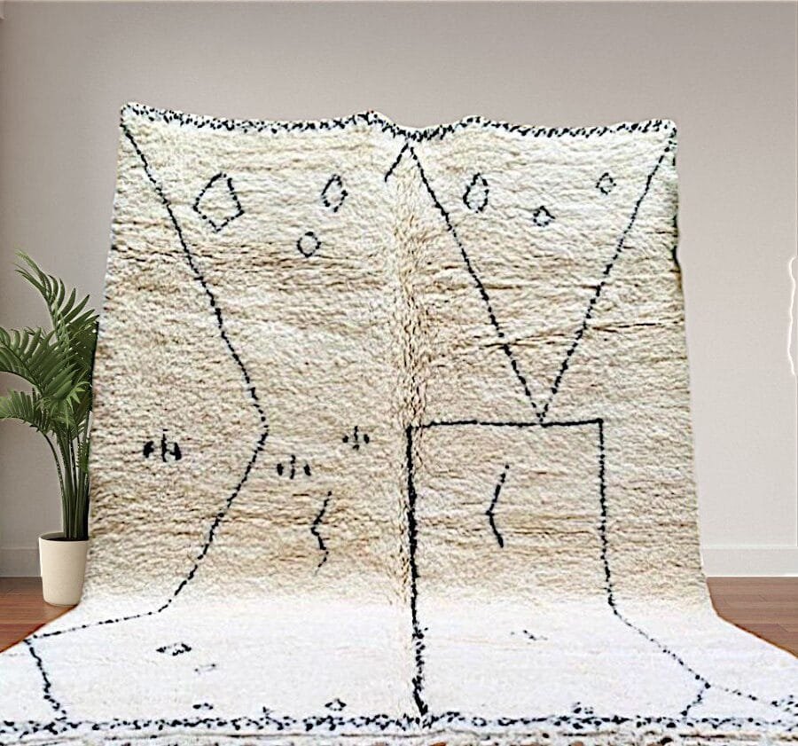 Latifa – Minimalist Moroccan Wool Rug - Tribal Design