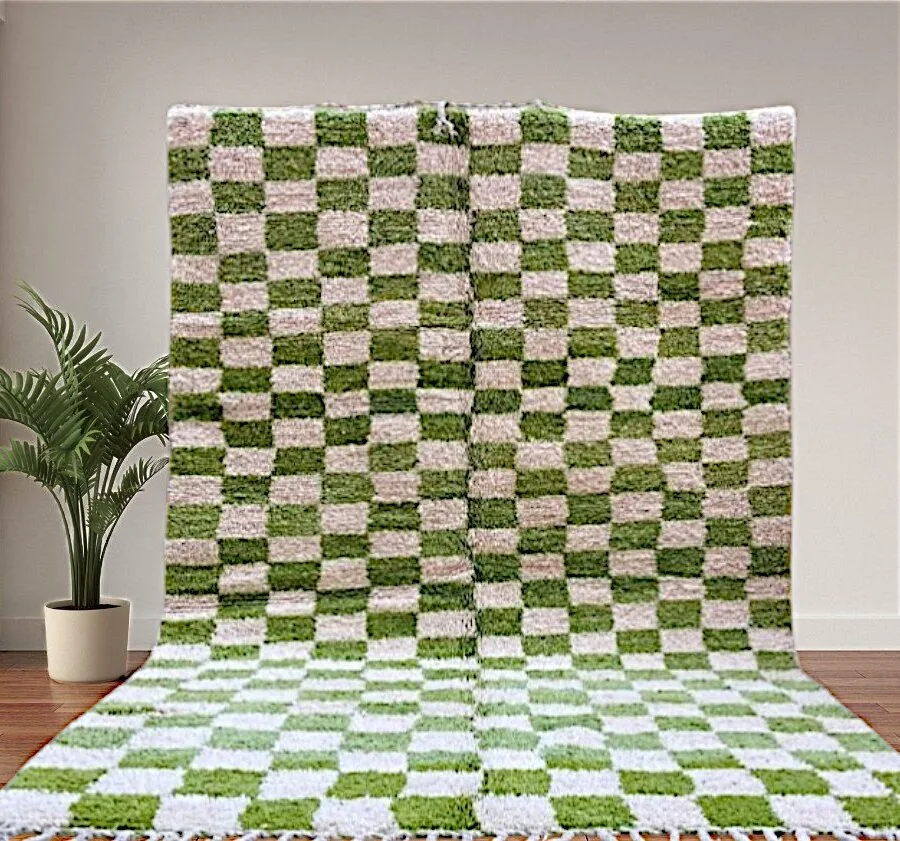 Safa – Green Checkered Moroccan Rug - Handmade Elegance