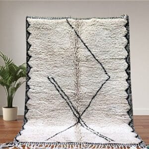 Zahraoua – Timeless Berber Rug - Handwoven Elegance
