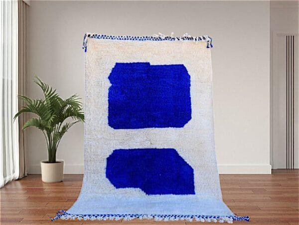 Zainab – Minimalist Moroccan Rug A Modern Masterpiece