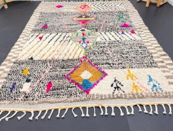 Ilham – Vibrant Moroccan Rug - Geometric Boho Design