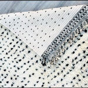 Ghada – Black and White Dotted Moroccan Rug