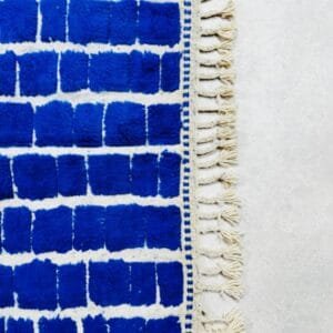 Vera – Bold Blue Moroccan Rug for Modern Decor