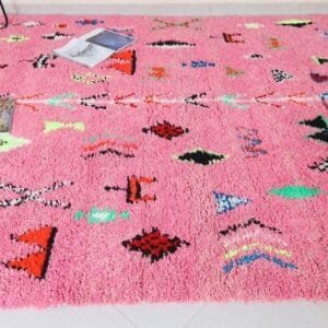 Hiba –Stylish Pink Area Rug – Handcrafted Wool