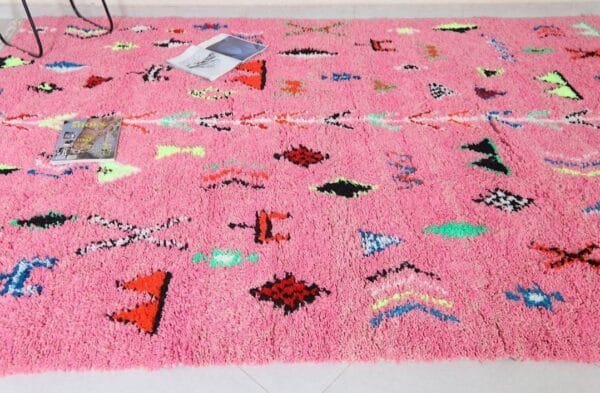 Hiba –Stylish Pink Area Rug – Handcrafted Wool