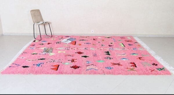 Hiba –Stylish Pink Area Rug – Handcrafted Wool