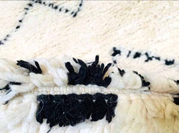 Farah – Eco-Luxury Moroccan Rug - Handwoven Artisan Beauty