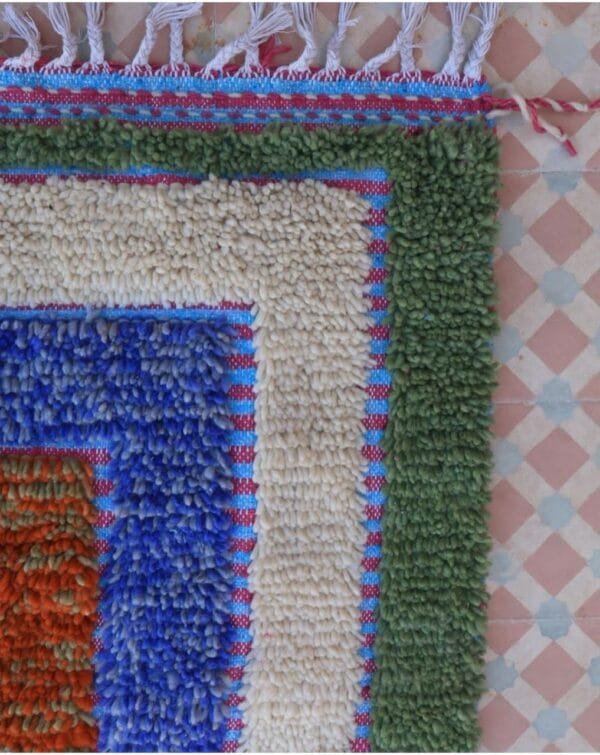Latifa – Vibrant Moroccan Zigzag Rug : A Burst of Color