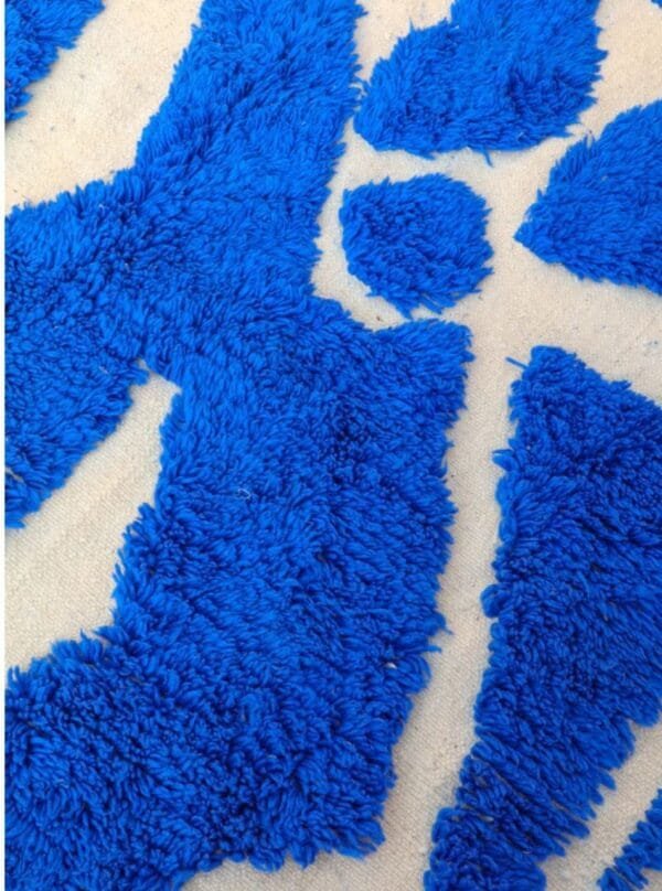 Laila – Classic Blue Moroccan Rug: Timeless Elegance