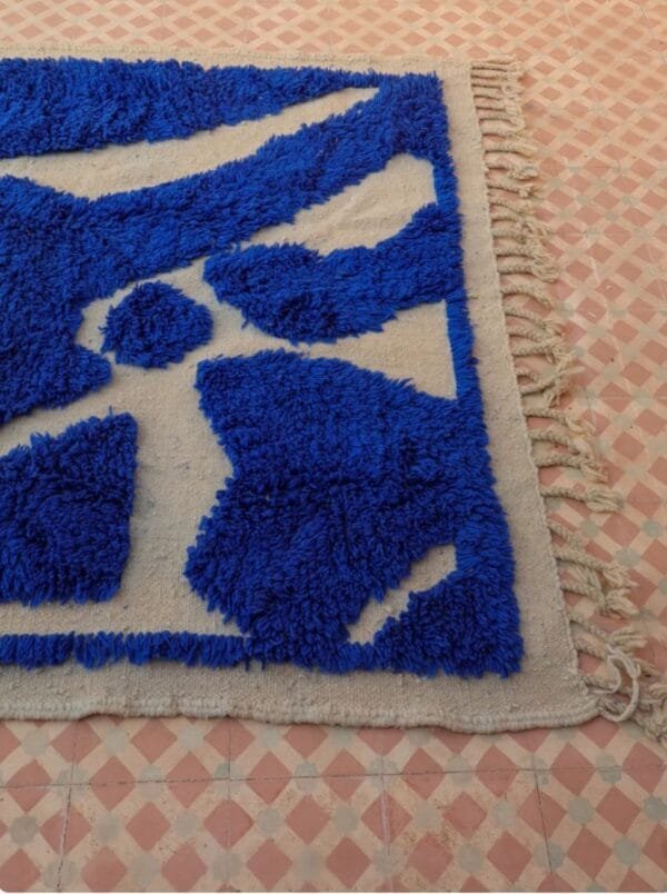 Laila – Classic Blue Moroccan Rug: Timeless Elegance