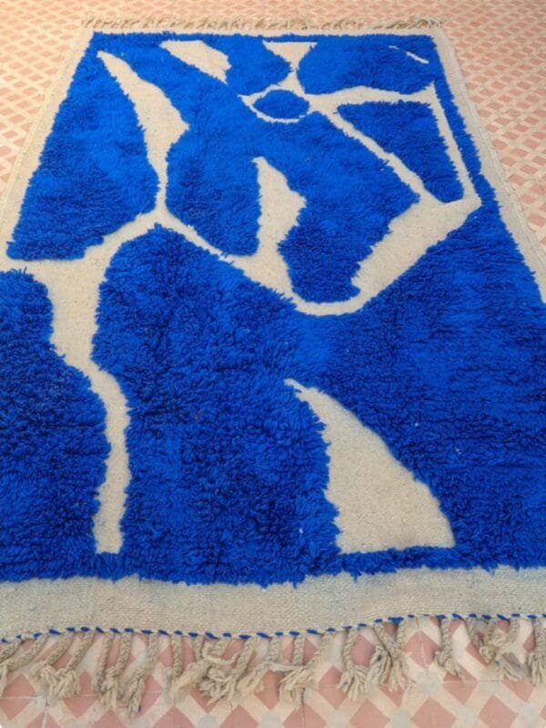 Laila – Classic Blue Moroccan Rug: Timeless Elegance