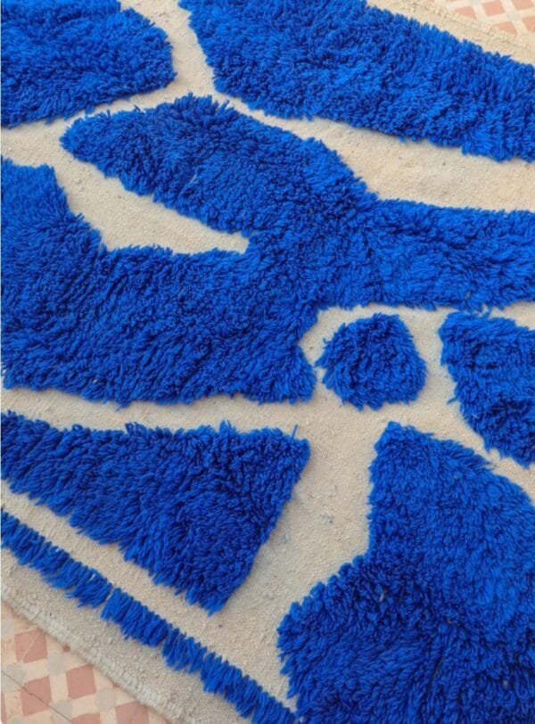 Laila – Classic Blue Moroccan Rug: Timeless Elegance