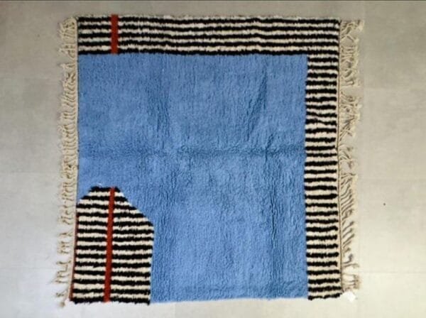 Aicha – Authentic Moroccan Berber Rug: Handwoven Luxury