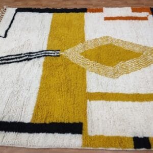 Amira – Bold Geometric Area Rug in Mustard and Black