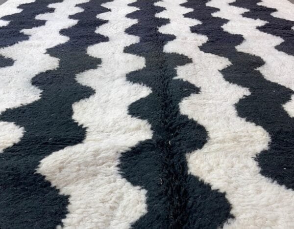 Striped Beni Mrirt Design