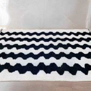 Striped Beni Mrirt Design