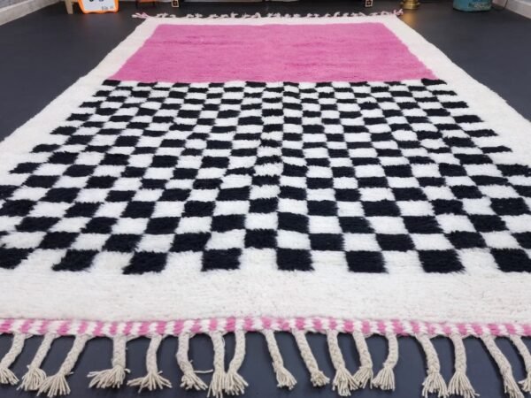 5x7 pink rug Aisha – Pink and Black Carpet – Perfect for Bedroom or Living Room