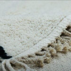 Handwoven Moroccan Carpet Aicha –Black and White Tribal Rug – Handwoven Moroccan Carpet
