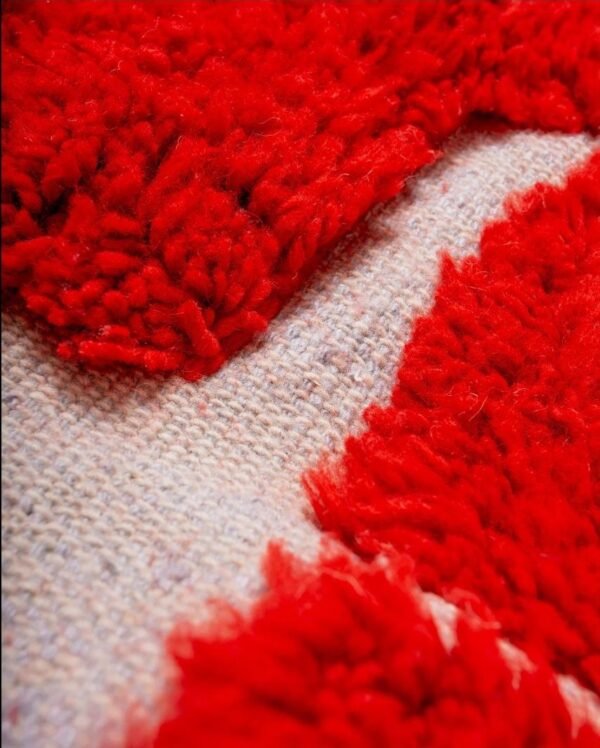 Moroccan Wool Carpet Aicha –Elegant Rugs with Red – Handmade Moroccan Wool Carpet