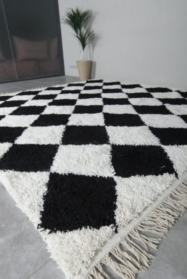 Handwoven by Berber artisans Beni Ourain Rug Black and White – Handwoven Luxury & Timeless Style