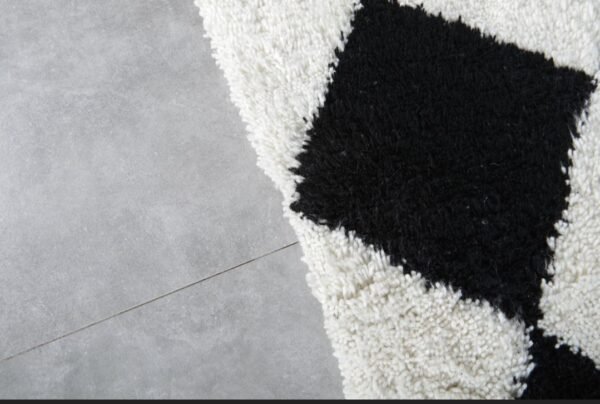 photo_5942668835993798713_y Beni Ourain Rug Black and White – Handwoven Luxury & Timeless Style