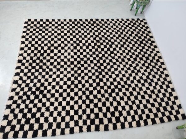 photo_6041920402013407284_y Black and White Checkered Rug – Handwoven Wool Rug